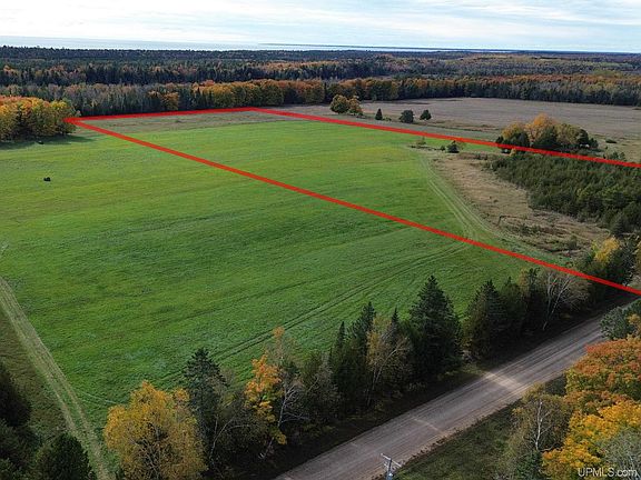 2nd image of W Pawley Rd