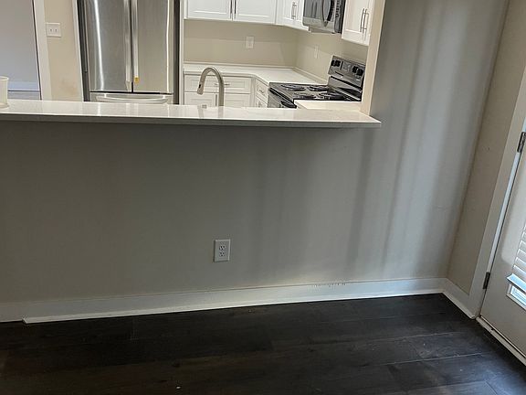 3rd image of 7327 Tiderace Ct