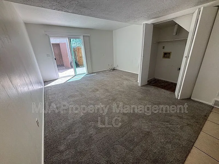 1149 W 1600 N — Photo 1