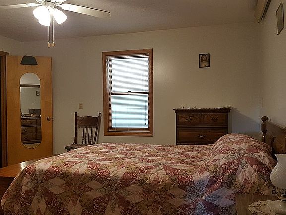 5th image of 2585 Logan Thornville Rd SE