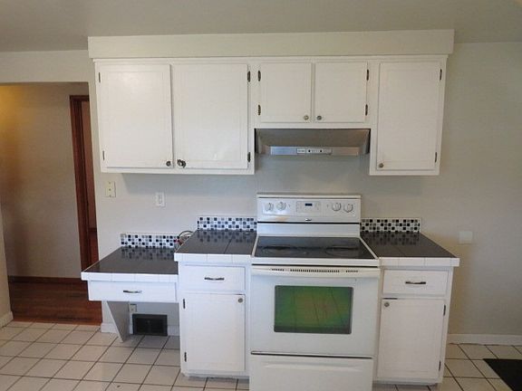 3rd image of 50 Marwood Ave