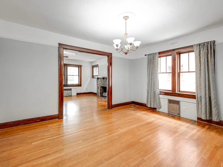 710 Forest Ave #1 — Photo 20