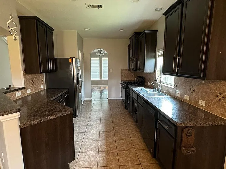 25614 Crisp Spring Ln — Photo 4