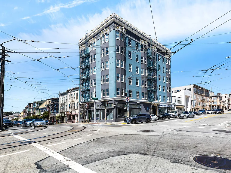 350 Judah — Photo 4