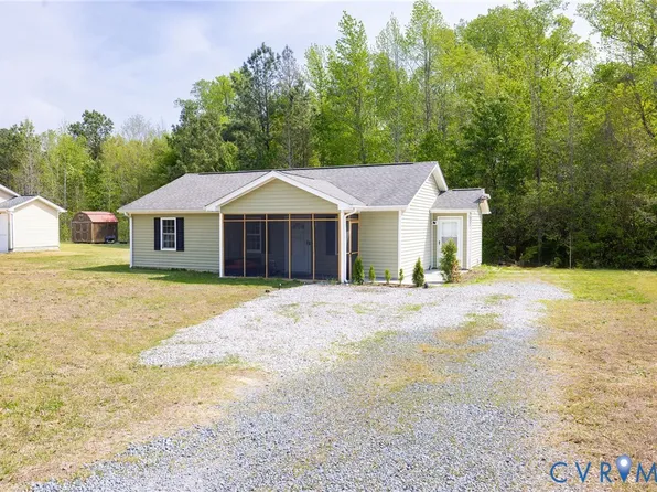 460 Horseshoe Rd, Jarratt, VA 23867
