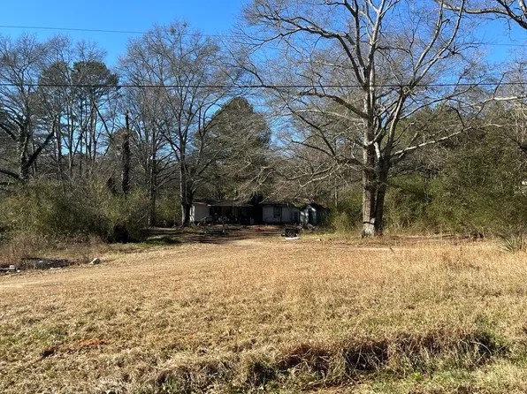 981 Youngs Mill Rd, Kingston, GA 30145