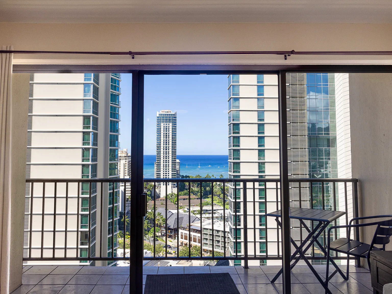 1 bed, 533 sqft, $3,400 — Photo 4