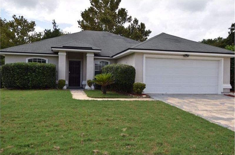 1st image of 14132 W Crestwick Dr