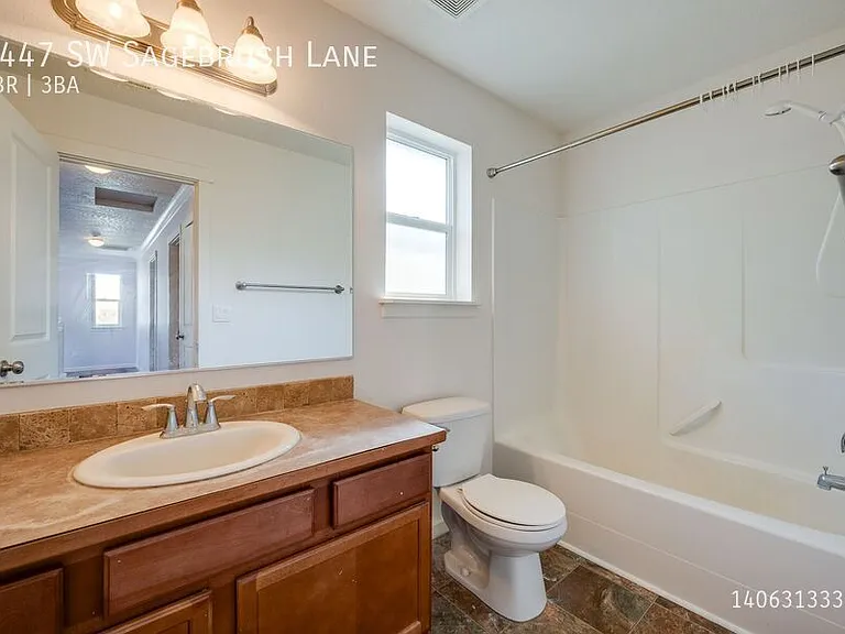 1447 SW Sagebrush Ln — Photo 10