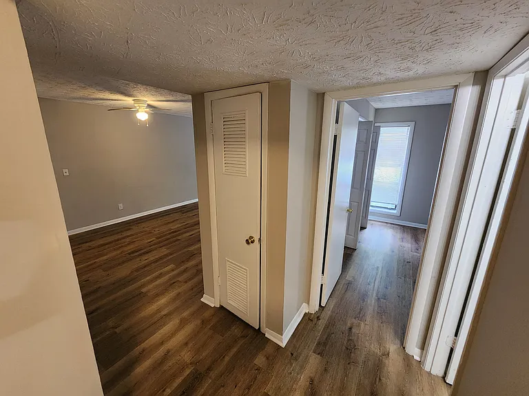 9400 Roberts Dr #3D — Photo 4