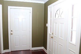 2nd image of 105 Broad Oak Pl