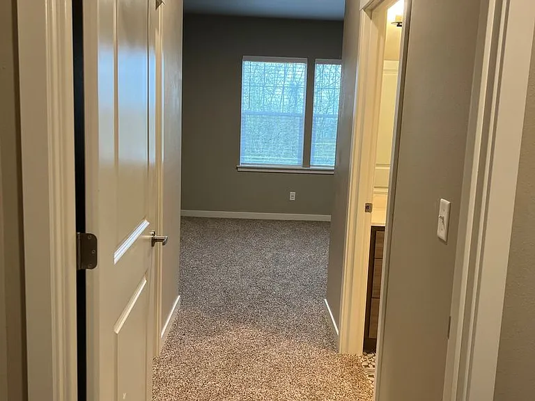 Eagle Pointe Apartments- Resort-Style Living in Albany — Photo 83