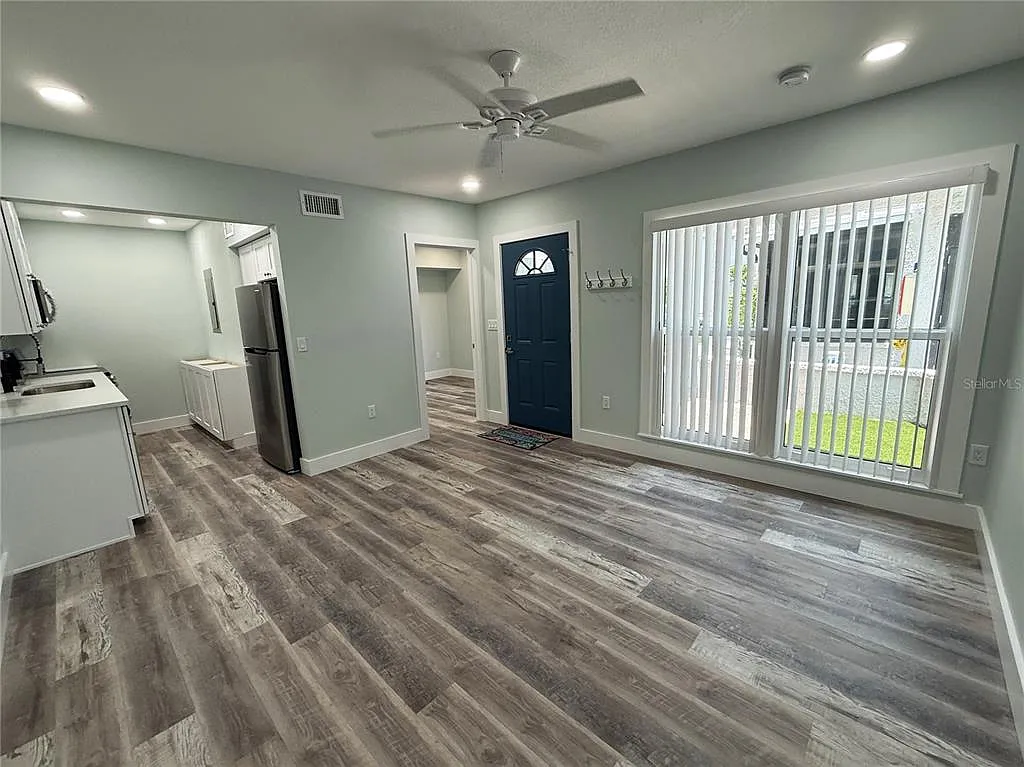 1 bed, 1.0 bath, 430 sqft, $2,200 — Photo 3