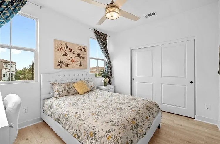 4382 Pacifica Way — Photo 1