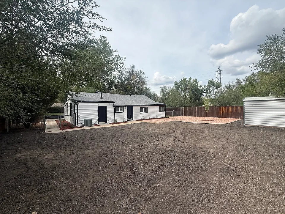 5965 W Kentucky Ave