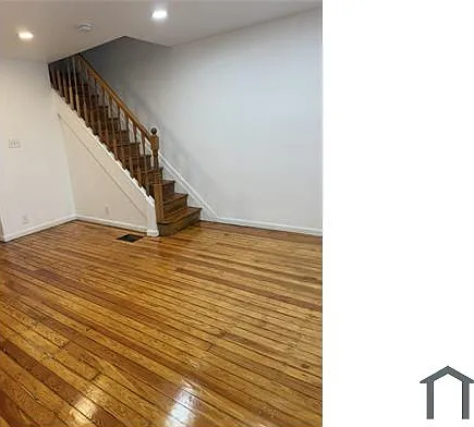 2614 S 72nd St — Photo 10