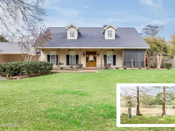 310 W Magnolia St, Abbeville, LA 70510