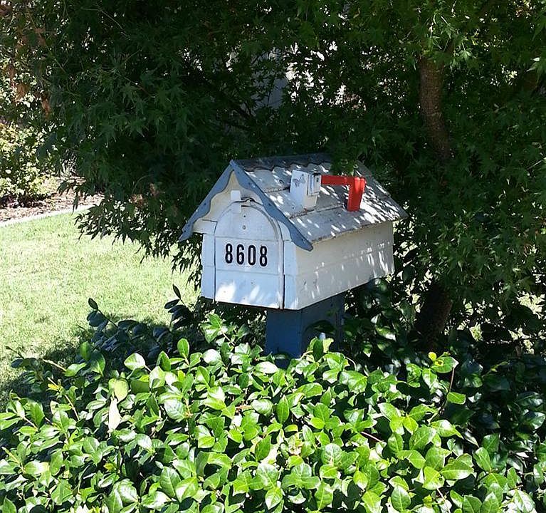 1st image of 8608 Quail Oak Way