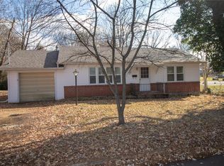 1304 Beverly Ave, Farmington, MO 63640