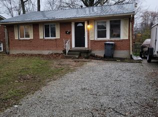 4008 Hispanyola Ct, Louisville, KY 40229