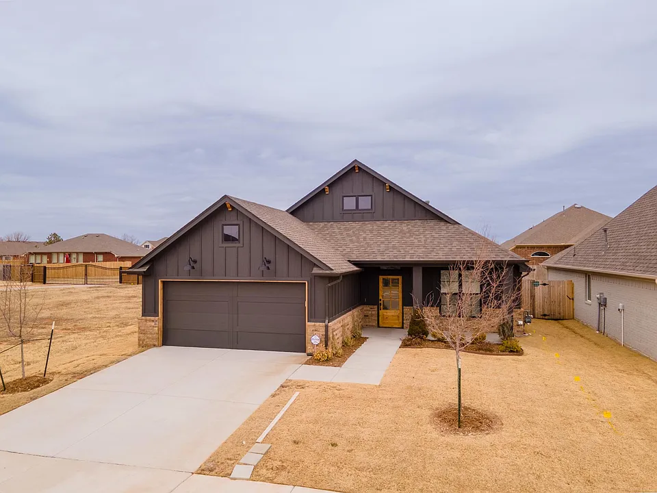 2441 NW 179th St