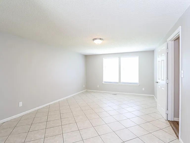3204 Old House Cir — Photo 11