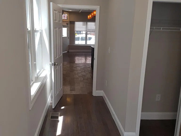 1321 S 2nd St #1 — Photo 12