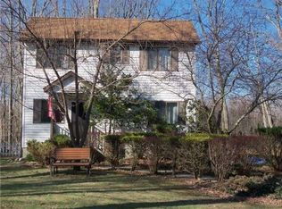 15 Dolaway Ln, Middletown, NY 10940