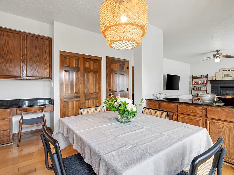 908 Burn Oak Dr — Photo 25