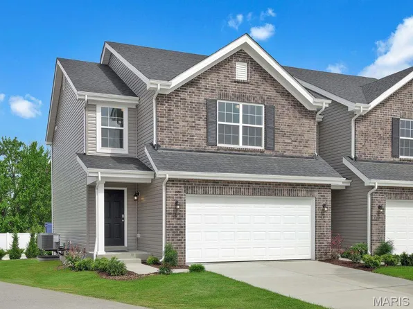 41 Fairmount Grove Dr, Saint Peters, MO 63376