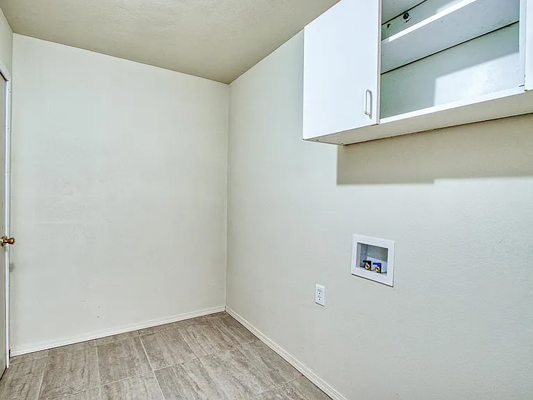 10720 McAllen Pl — Photo 22