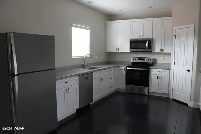 3 bed, 1850 sqft, $2,175 — Photo 3