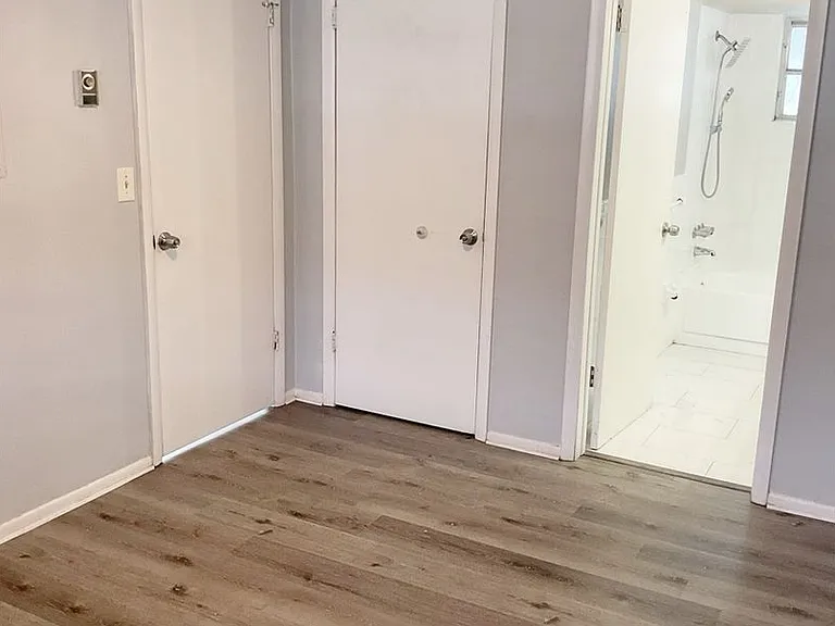 5633 Golden Nugget Dr — Photo 11