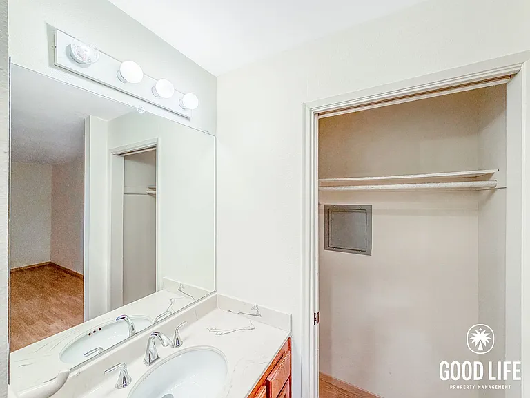 3664 Clairemont Dr #2B — Photo 13