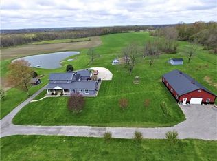 2356 Skyhill Rd, Edinburg, PA 16116