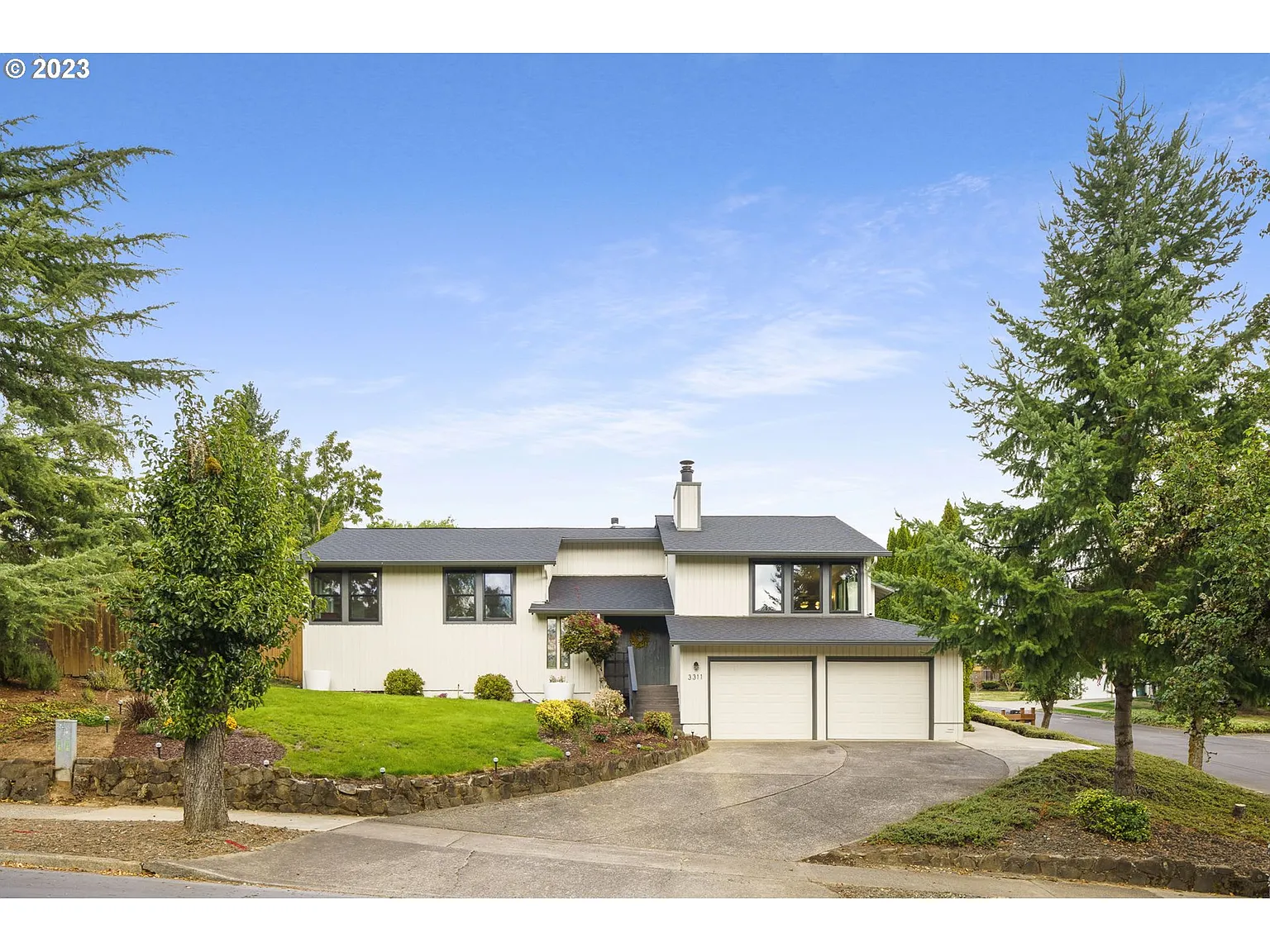 3311 Forest Gale Dr photo 1