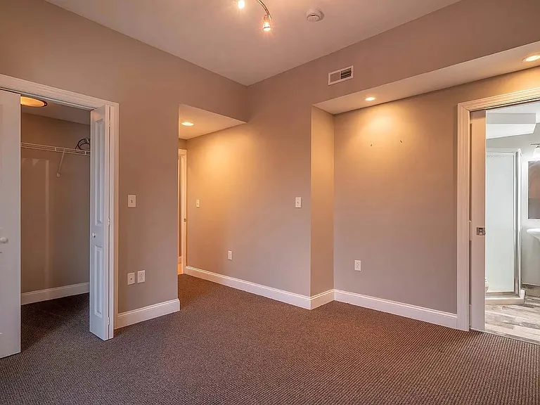 1685 Hertel Ave #A-302 — Photo 13