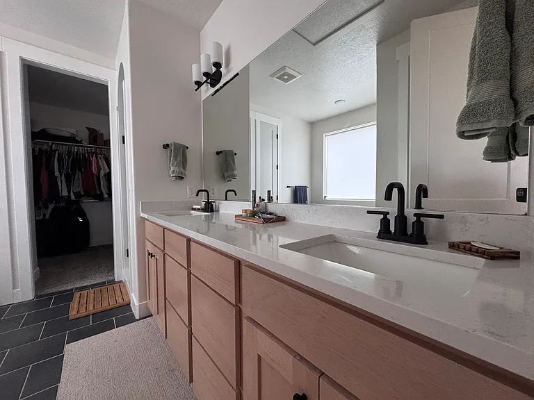1457 N Arcadia Dr — Photo 14