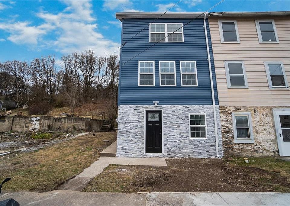 259 Main St, Parryville, PA 18244 Zillow