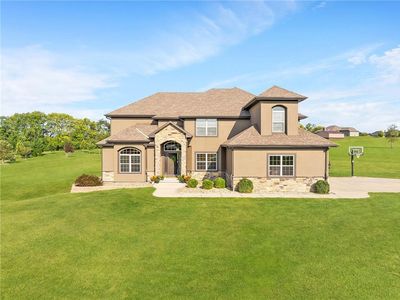 3200 S Colonial Dr, Grain Valley, MO, 64029