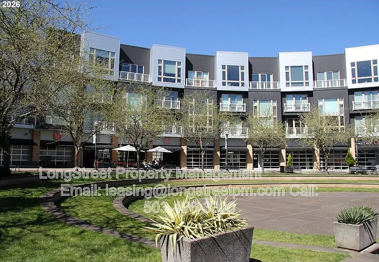 12600 SW Crescent St — Photo 2