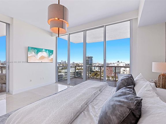 5th image of 50 S Pointe Dr APT 1507