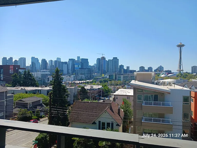 1001 Taylor Ave N — Photo 48
