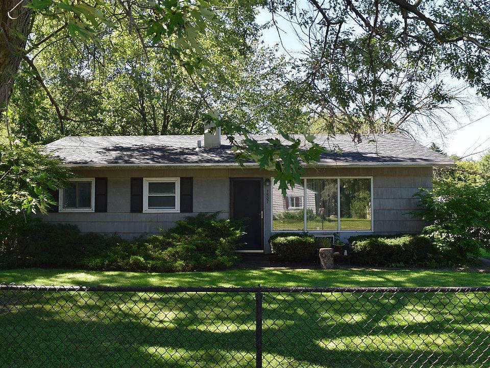 1st image of 1507 Valparaiso St
