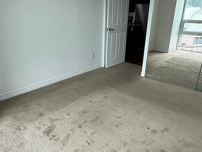 19 Grand Trunk Cres #2915 — Photo 11