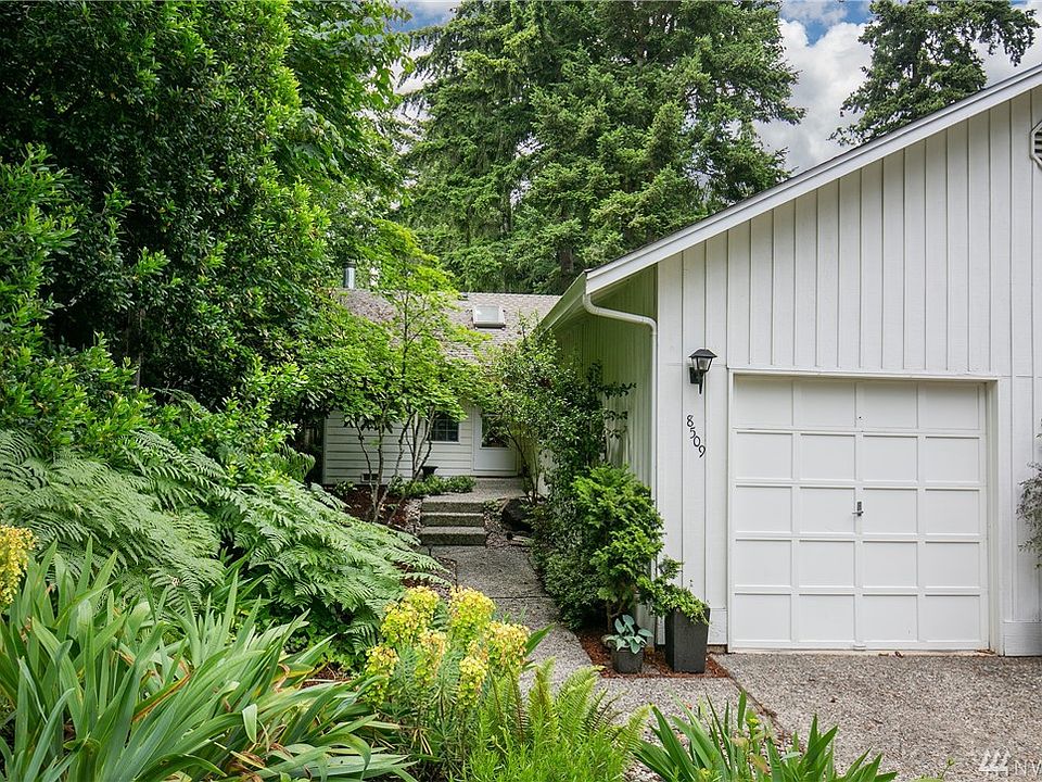 1st image of 8509 139th Ave NE