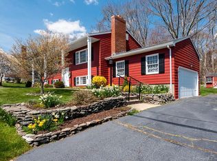 31 Billow Rd, Niantic, CT 06357