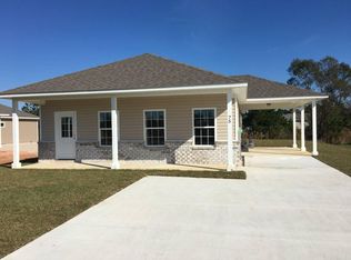 47 Bay Grove Dr, Freeport, FL 32439