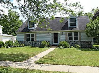 132 W 6th St, Perrysburg, OH
