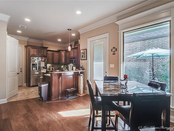 2nd image of 107 Andrew Pl